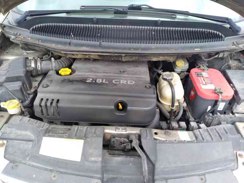 CHRYSLER GRAND VOYAGER 2.8 CRD LIMITED AT,AC,ČR,7 MÍST - foto 42