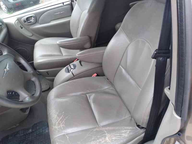 CHRYSLER GRAND VOYAGER 2.8 CRD LIMITED AT,AC,ČR,7 MÍST - foto 9