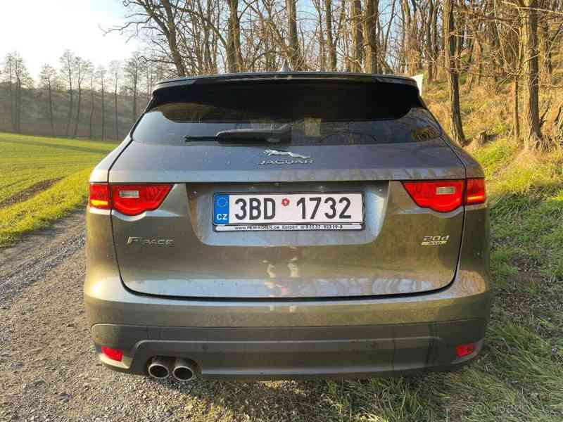 Jaguar F-Pace 2,0   R-Sport, d AWD - foto 14