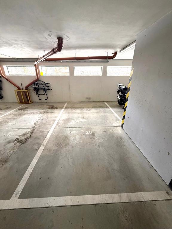 PRONÁJEM GARÁŽOVÉHO STÁNÍ ULICE ŘÍČANSKÁ, BRNO–BYSTRC  - foto 10