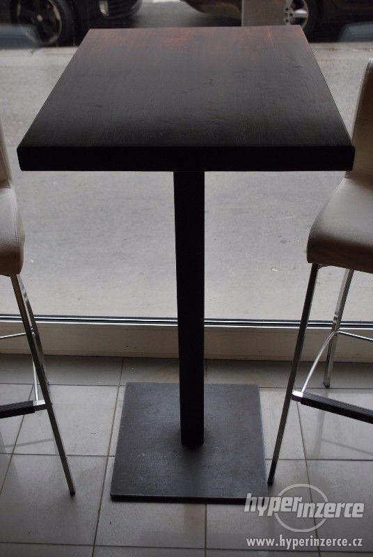 Stůl + 4 židle, stoly, barové židle a další. - foto 4