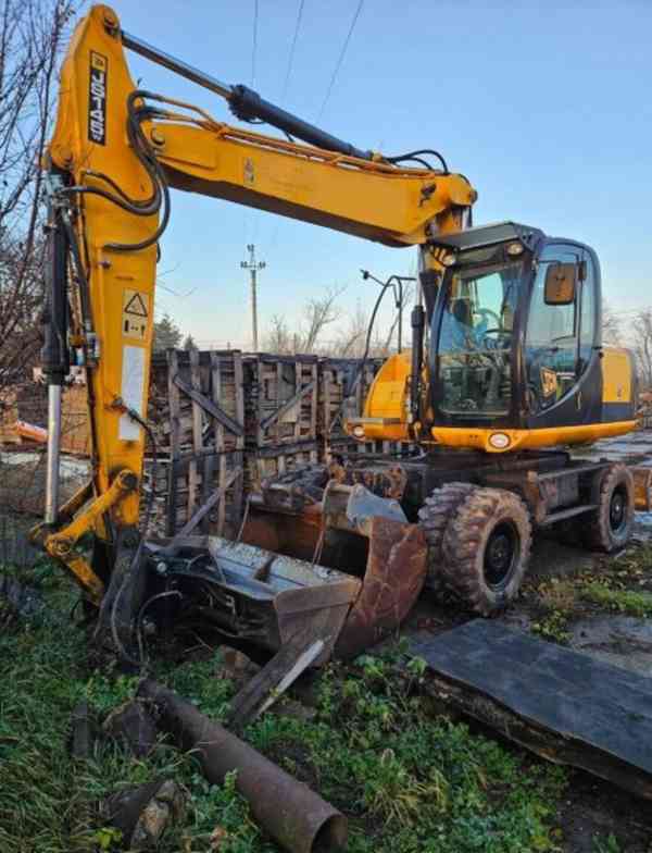 16t bagr JCB +KLADIVO TRN svahovka - foto 2