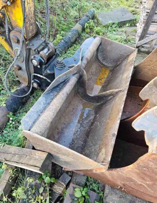 16t bagr JCB +KLADIVO TRN svahovka - foto 6