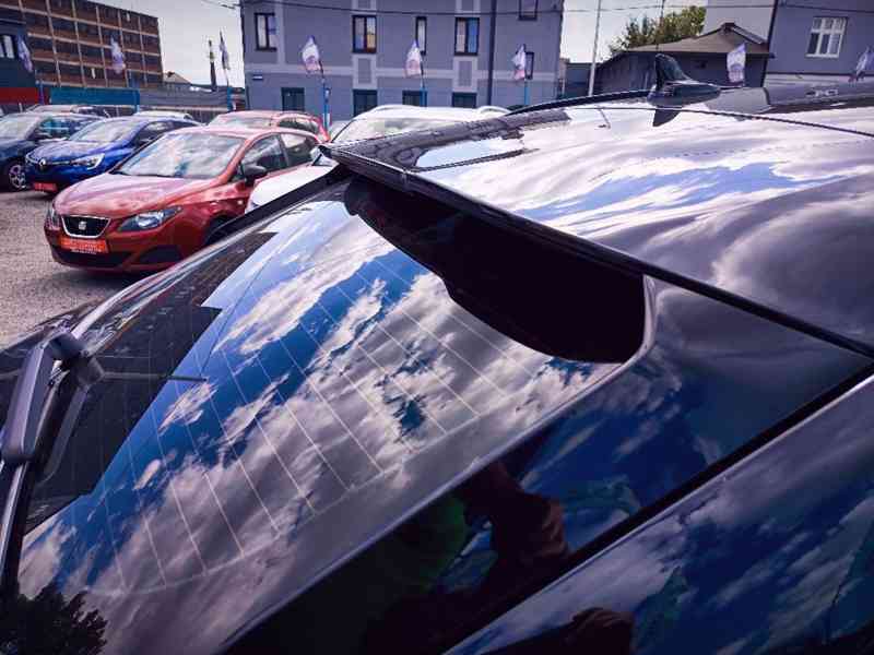 AUDI Q5 2,0TDI Quattro S-Line Sportback ČR 1.majitel DPH - foto 9