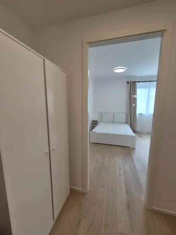 Pronájem bytu 1+kk 27 m² - foto 4