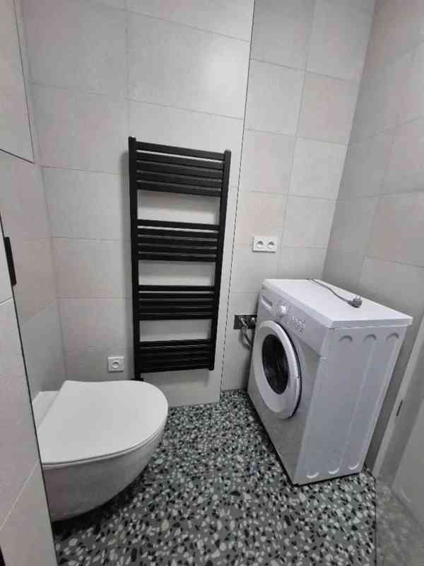 Pronájem bytu 1+kk 27 m² - foto 2