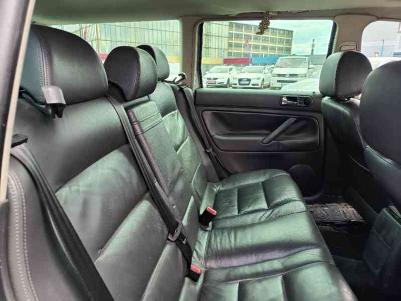 VOLKSWAGEN Passat Variant 1,9TDI 4Motion Highline 96KW - foto 12
