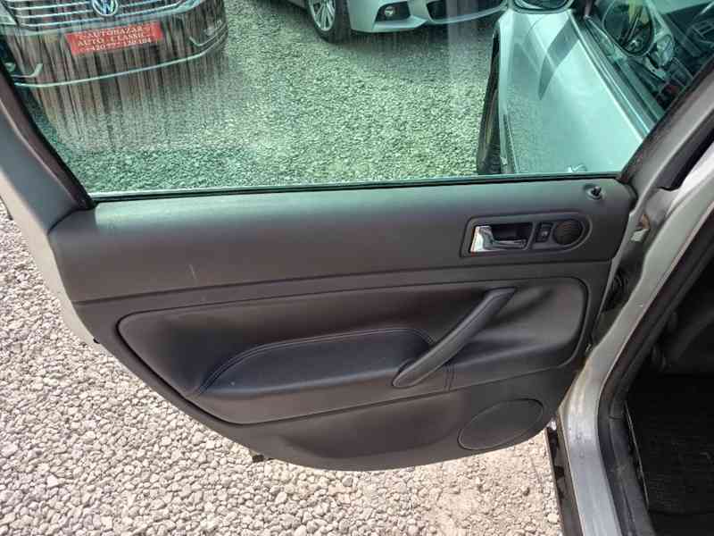 VOLKSWAGEN Passat Variant 1,9TDI 4Motion Highline 96KW - foto 16