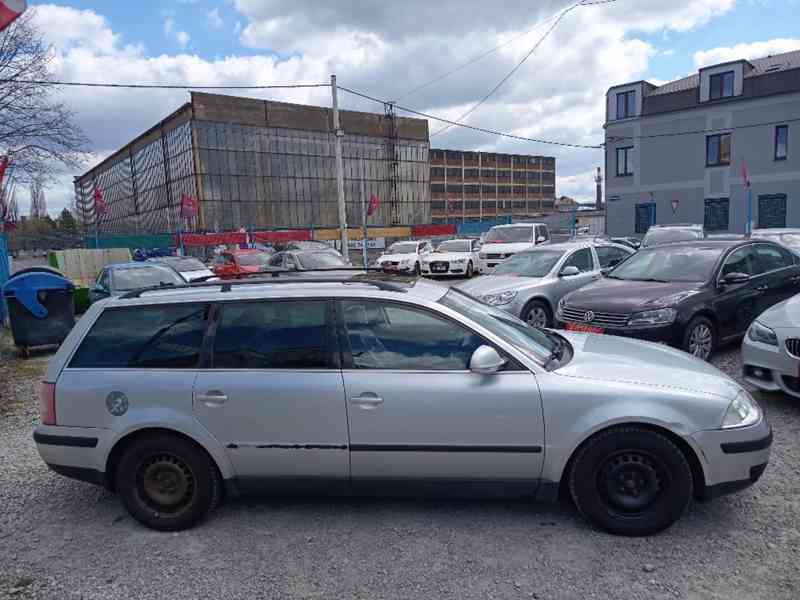 VOLKSWAGEN Passat Variant 1,9TDI 4Motion Highline 96KW - foto 8