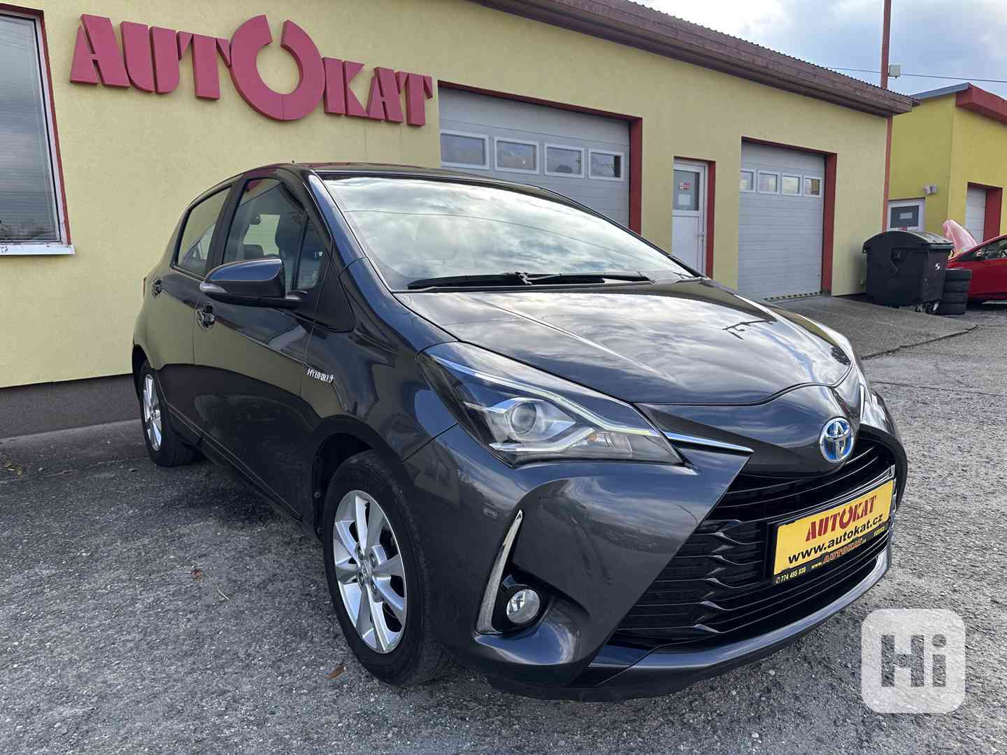 Toyota Yaris 1.5i Hybrid/Navi/74kW/Kamera - foto 1