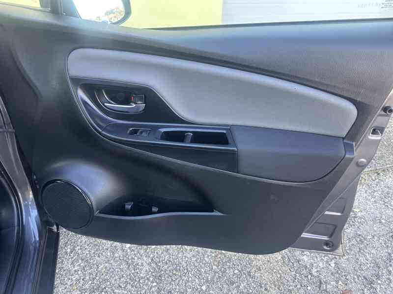 Toyota Yaris 1.5i Hybrid/Navi/74kW/Kamera - foto 20