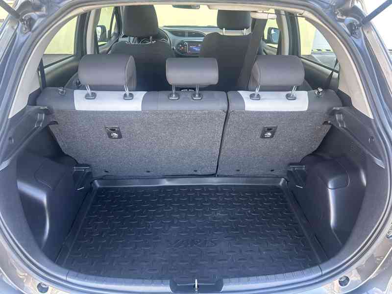 Toyota Yaris 1.5i Hybrid/Navi/74kW/Kamera - foto 15