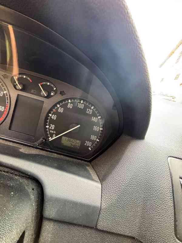 Auto - foto 6