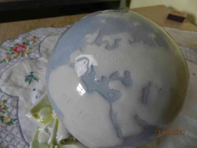 Krásná stará porcelánová Zeměkoule Atlas Globus - foto 5