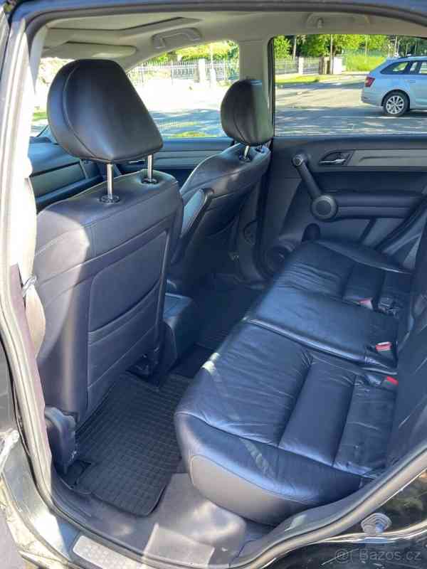 Honda CR-V 2,0   i-VTEC Executive 4×4 - foto 12