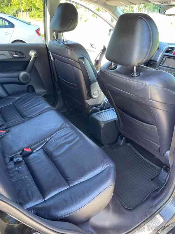 Honda CR-V 2,0   i-VTEC Executive 4×4 - foto 11