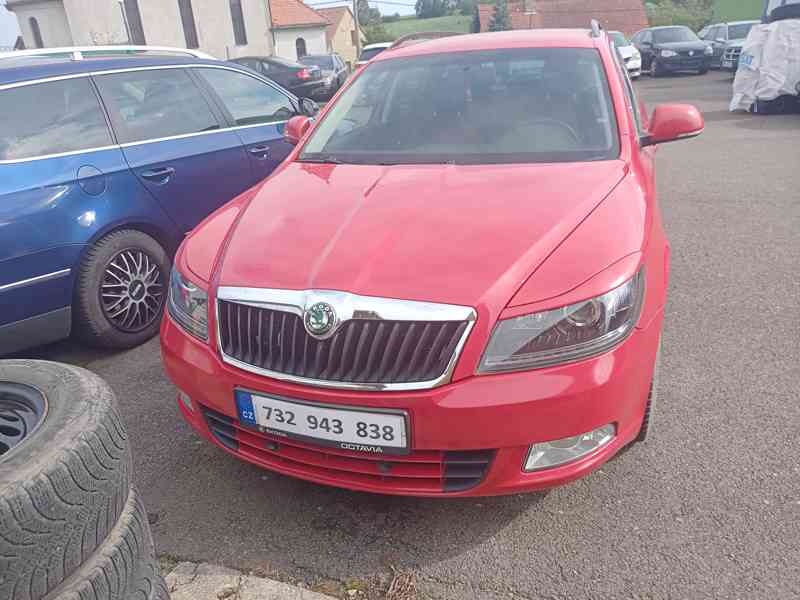 Škoda Octavia AC kombi 1,6 - foto 3