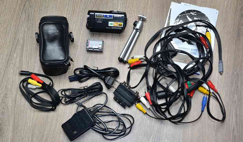 kamera: Sony HDR-CX116e Full HDV AVCHD*8GB pamět - foto 3