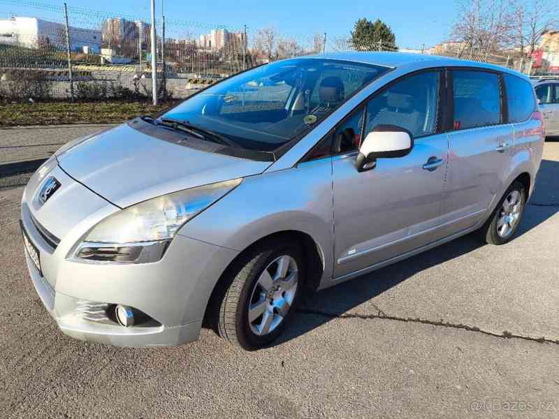 Peugeot 5008 1,6 - foto 3