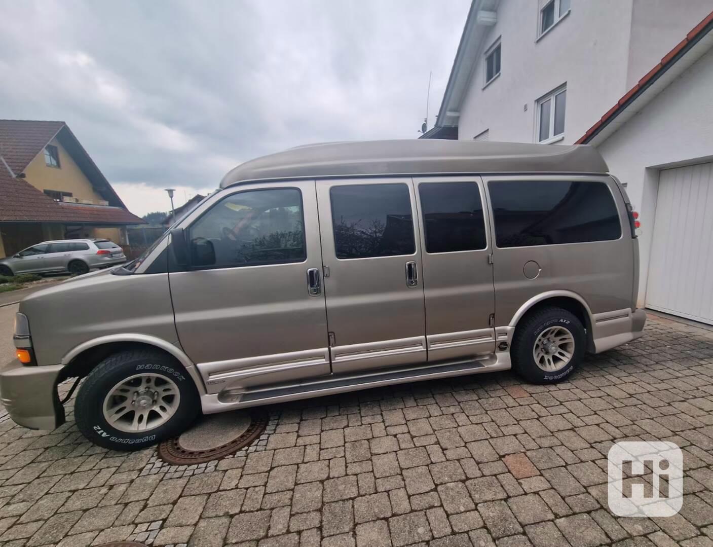 Chevrolet Express 5.7i V8 benzín 219kw - foto 1