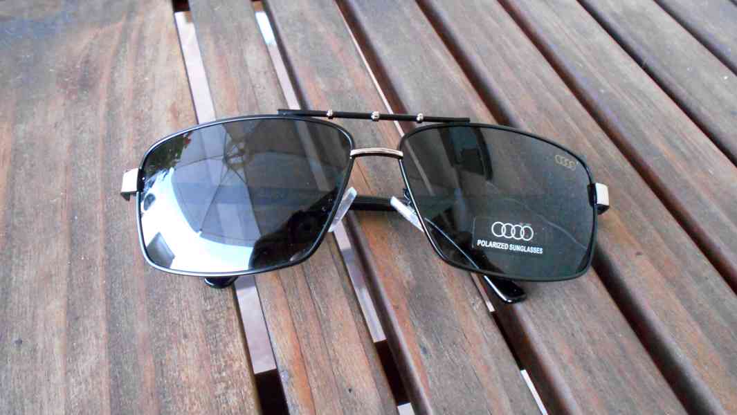 Brýle AUDI černé obroučky + Krabička a doplňky - foto 3