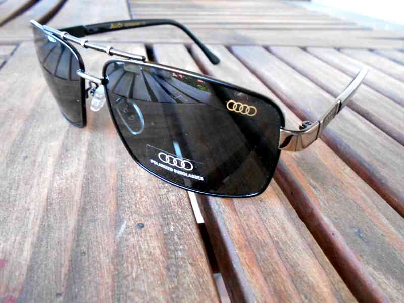 Brýle AUDI černé obroučky + Krabička a doplňky - foto 1