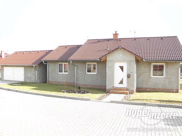 Prodej novostavby RD s dvougaráží Moravská Třebová - foto 1