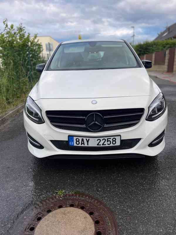 Mercedes-Benz Třídy B B180
