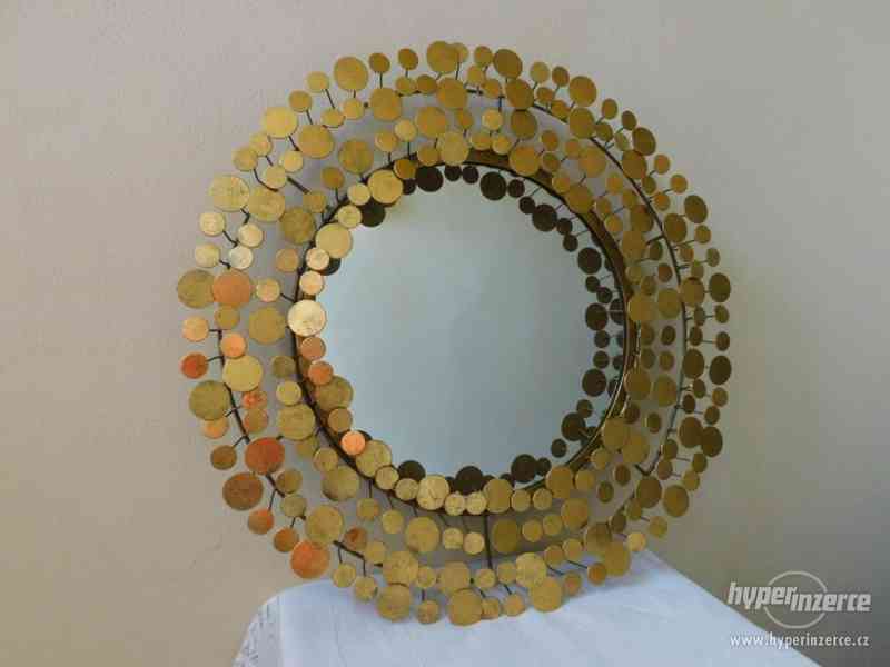 Designové zlaté kovové zrcadlo - foto 1