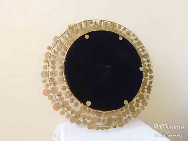 Designové zlaté kovové zrcadlo - foto 3