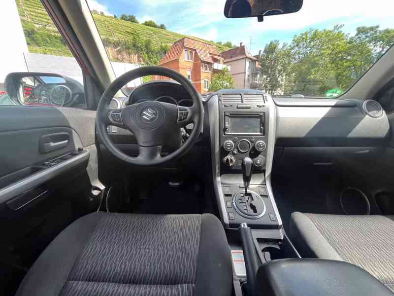 Suzuki Grand Vitara 2.4i Comfort Aut. benzín 124kw - foto 3