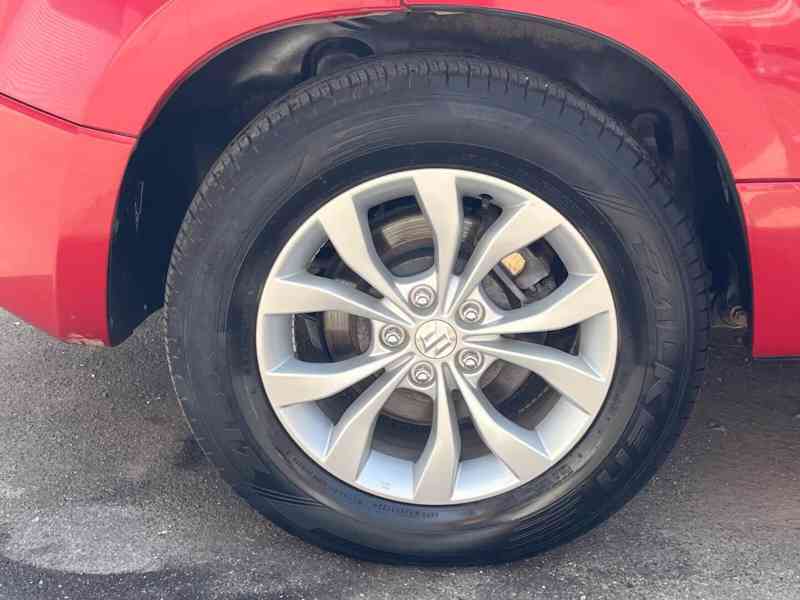 Suzuki Grand Vitara 2.4i Comfort Aut. benzín 124kw - foto 5