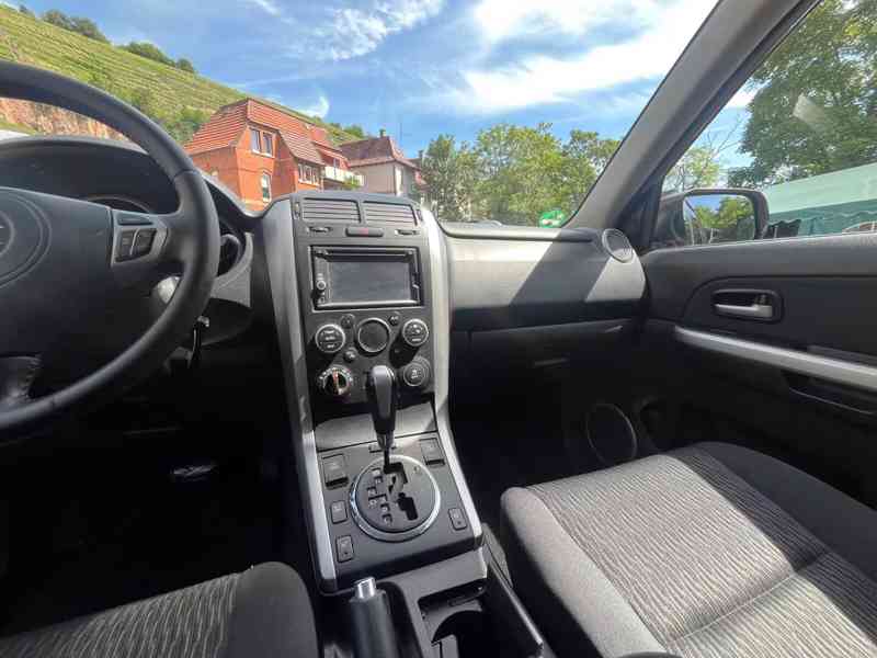 Suzuki Grand Vitara 2.4i Comfort Aut. benzín 124kw - foto 11