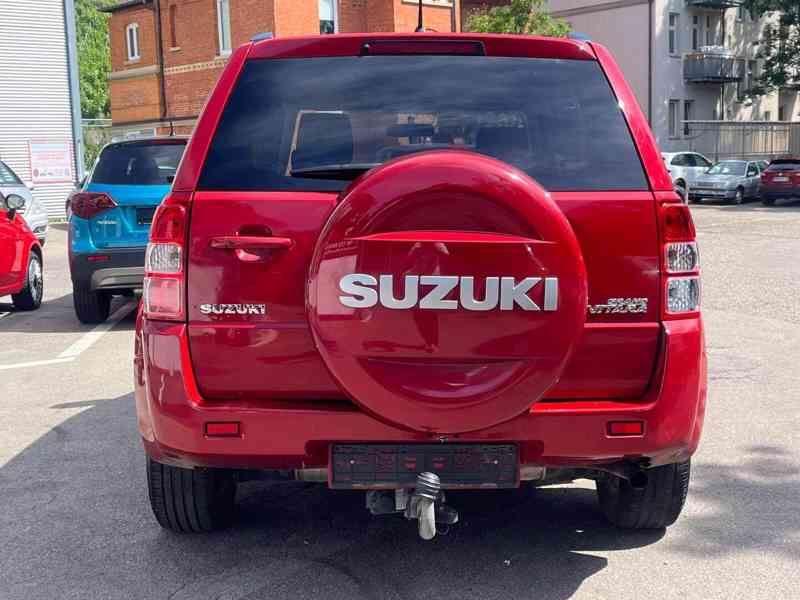 Suzuki Grand Vitara 2.4i Comfort Aut. benzín 124kw - foto 23