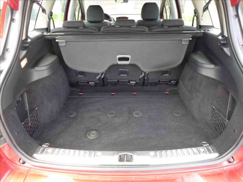 Peugeot 308 1,6 HDI DIGI KLIMA - foto 8