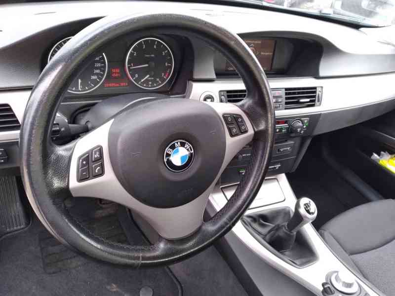 BMW 320i 110kW KLIMA - foto 16