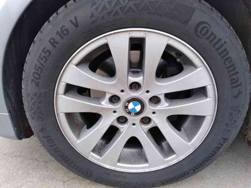 BMW 320i 110kW KLIMA - foto 36