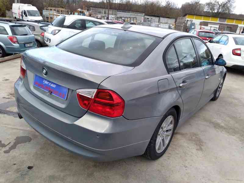 BMW 320i 110kW KLIMA - foto 8