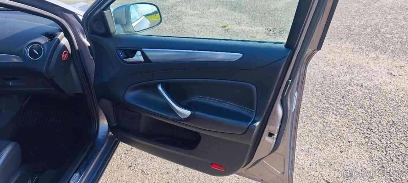 Ford Mondeo 2,0   TDCi,120kW, r.v.2012,Facelift - foto 16