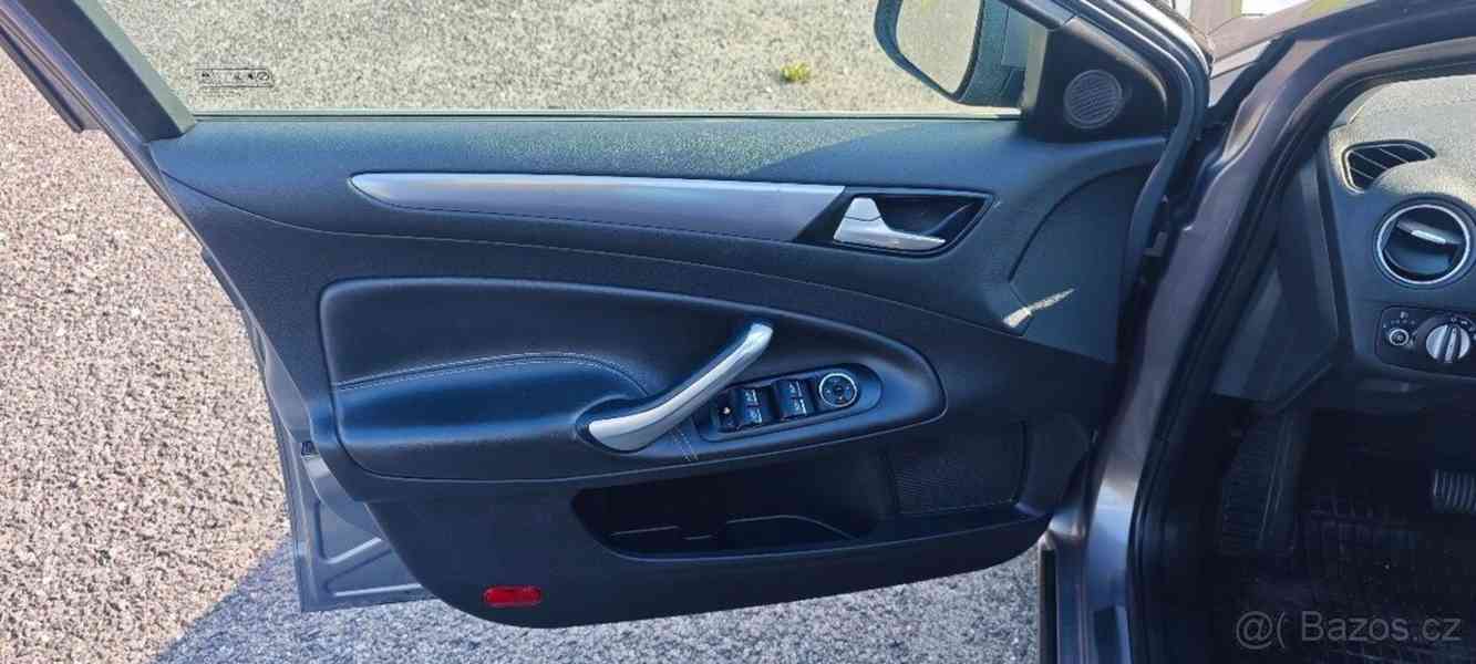 Ford Mondeo 2,0   TDCi,120kW, r.v.2012,Facelift - foto 19