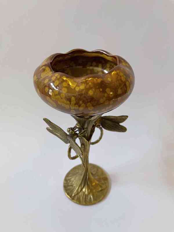 Secesní porcelánová váza v mosazné montáži - vážka - foto 3
