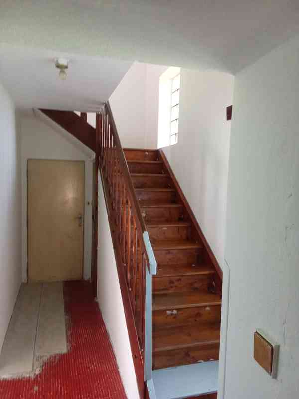 SLEVA!!!!Prodám dvougenerační castecne rekonstruovany dům - foto 9