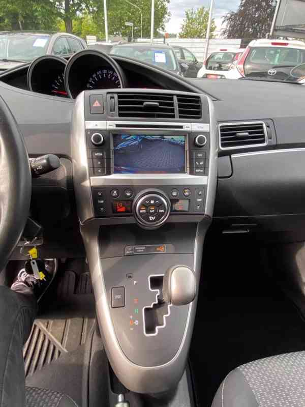 Toyota Verso Life 1.8i Aut. benzín 108kw - foto 4