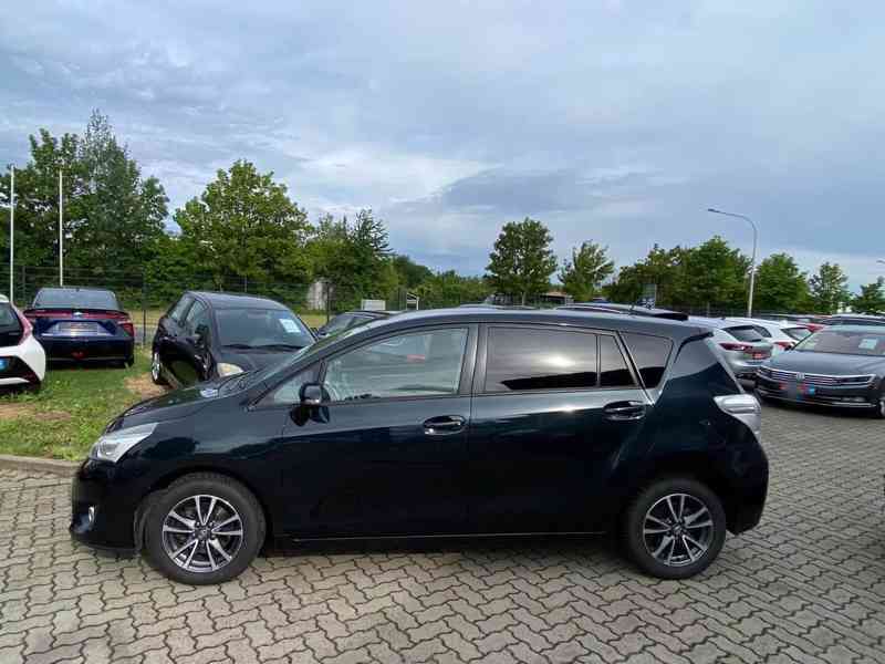 Toyota Verso Life 1.8i Aut. benzín 108kw - foto 11