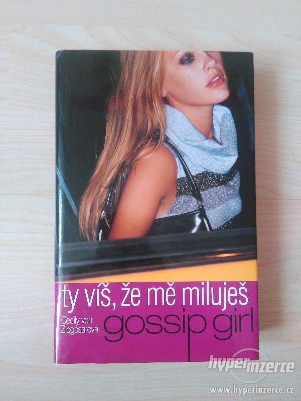 PRODÁM knihu Gossip Girl - foto 1