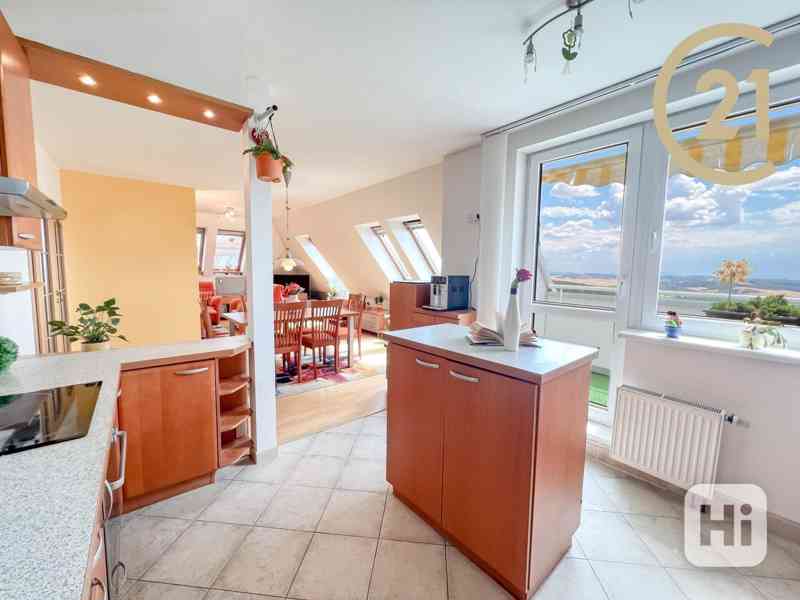 Prodej bytu 4+kk se dvěma lodžiemi a koupelnami o užitné ploše 165 m2 - Brno - Kohoutovice - foto 11