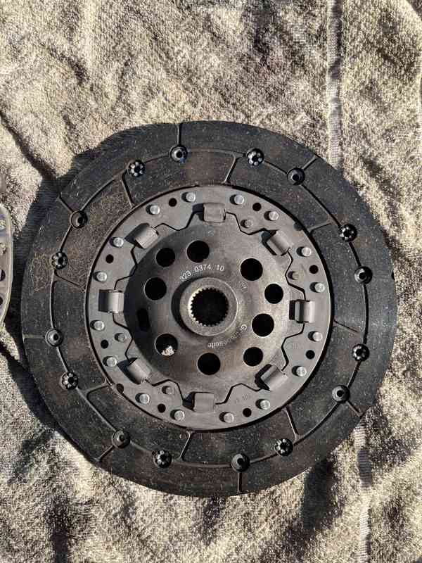 Zánovní spojka OCTAVIA TDI - LUK - foto 6