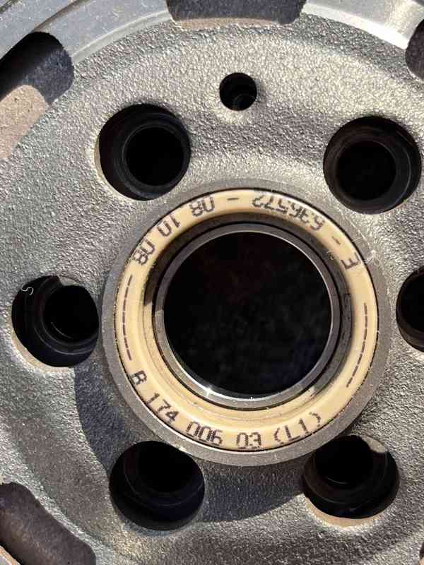 Zánovní spojka OCTAVIA TDI - LUK - foto 5