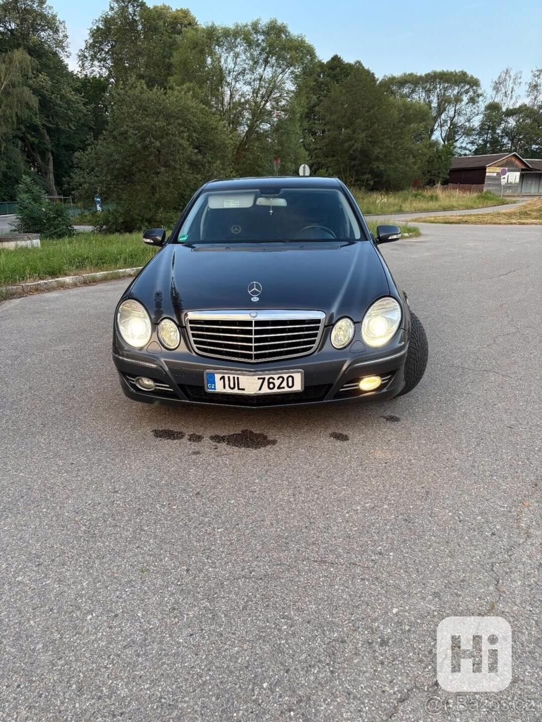 Mercedes-Benz Třídy E 3,0 - foto 1