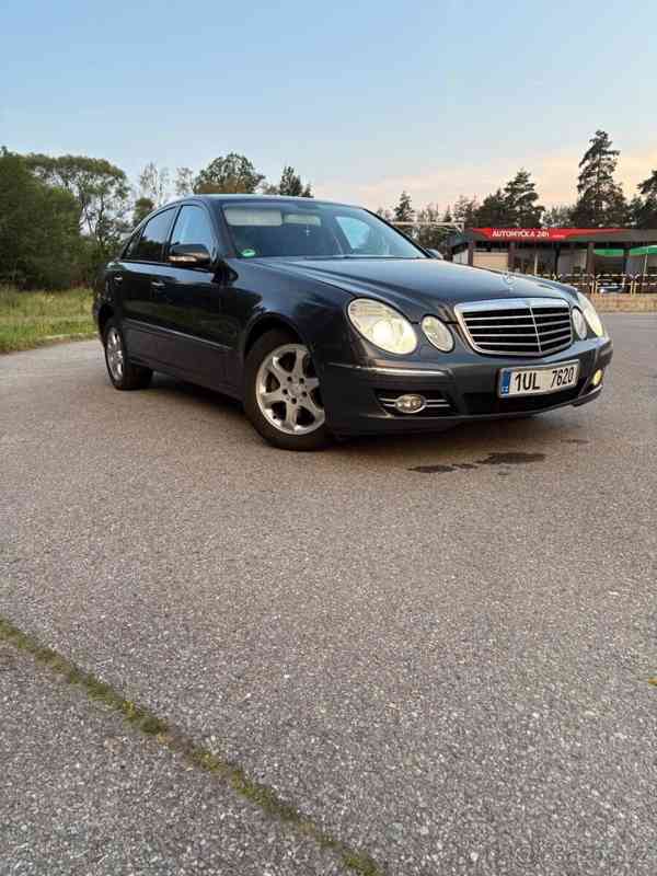 Mercedes-Benz Třídy E 3,0 - foto 3